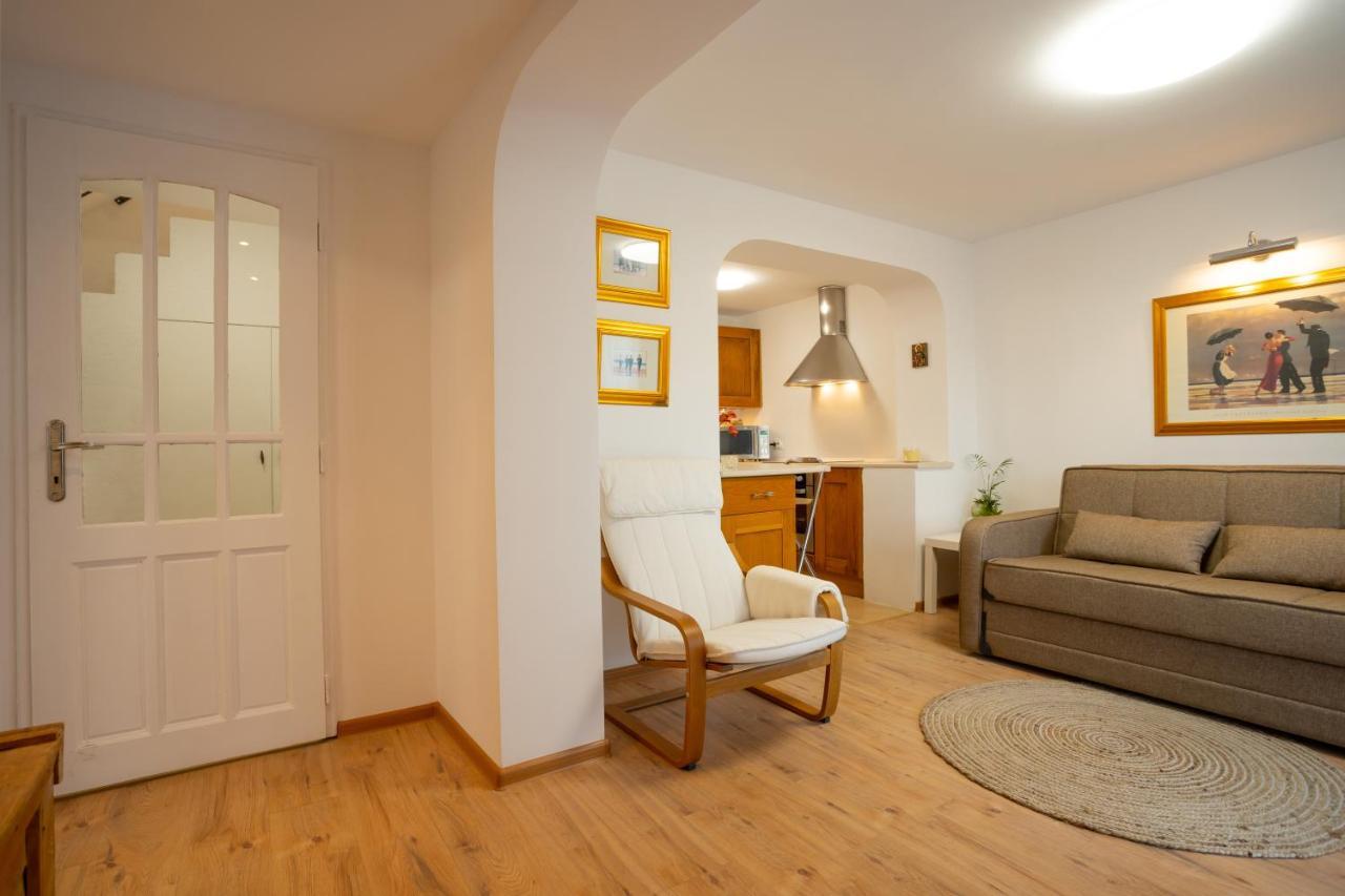 Tsarevets Panoramic Apartments Veliko Tŭrnovo Exterior photo