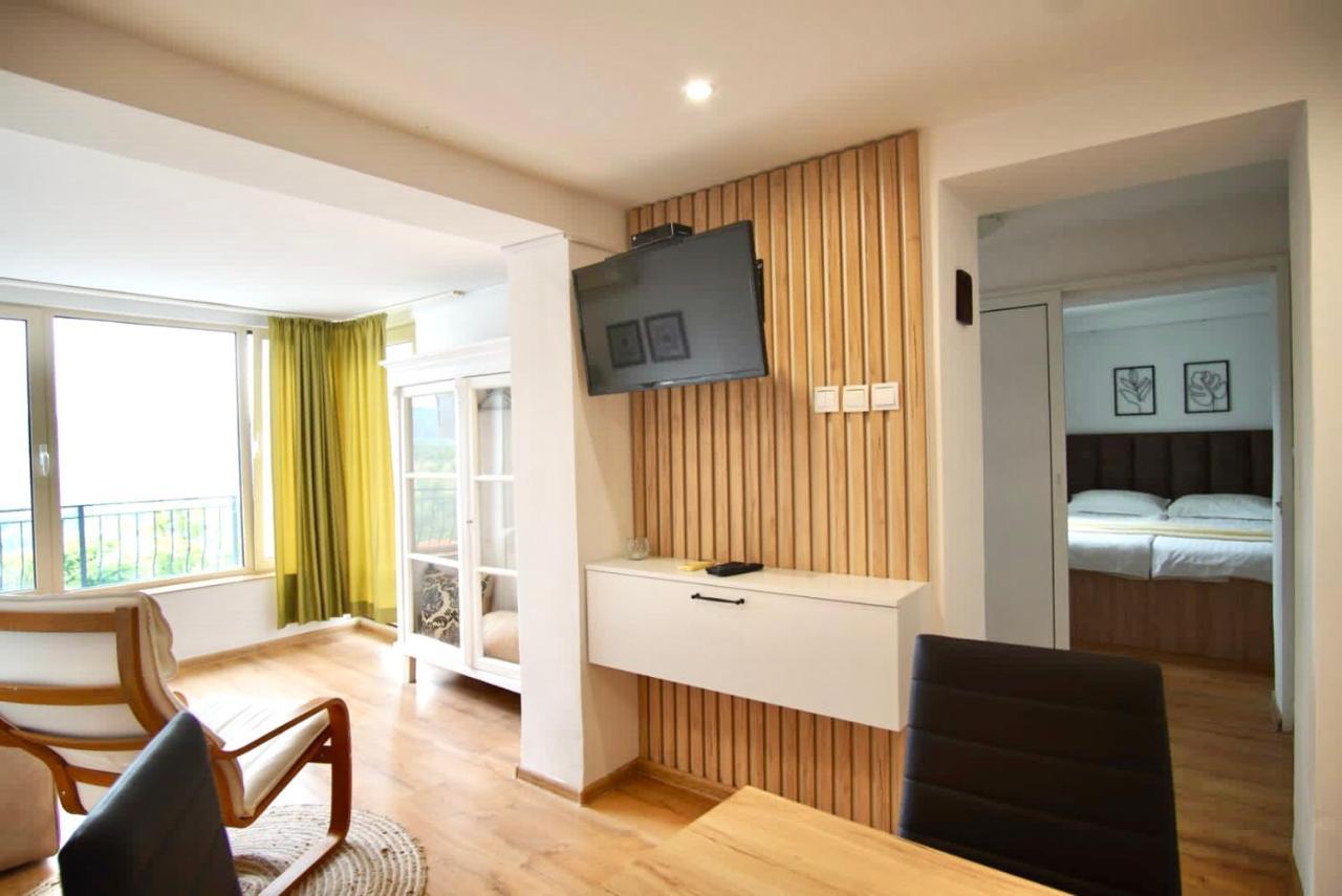 Tsarevets Panoramic Apartments Veliko Tŭrnovo Exterior photo